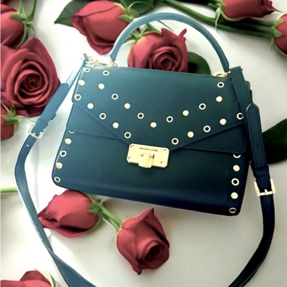 MK Michael Kors Satchel with Shoulder or crossbody strap. - Picture 1 of 12